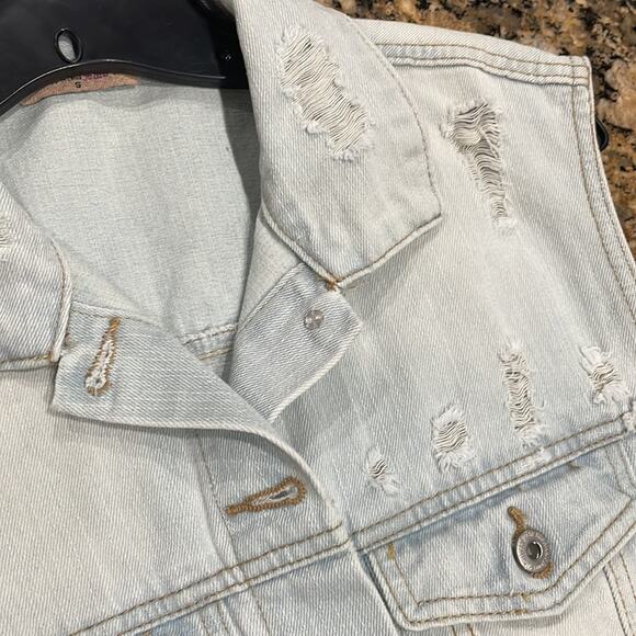 Highway Jeans Distressed Light Denim Vest Longline Cotton Blend NWOT - Picture 5 of 9